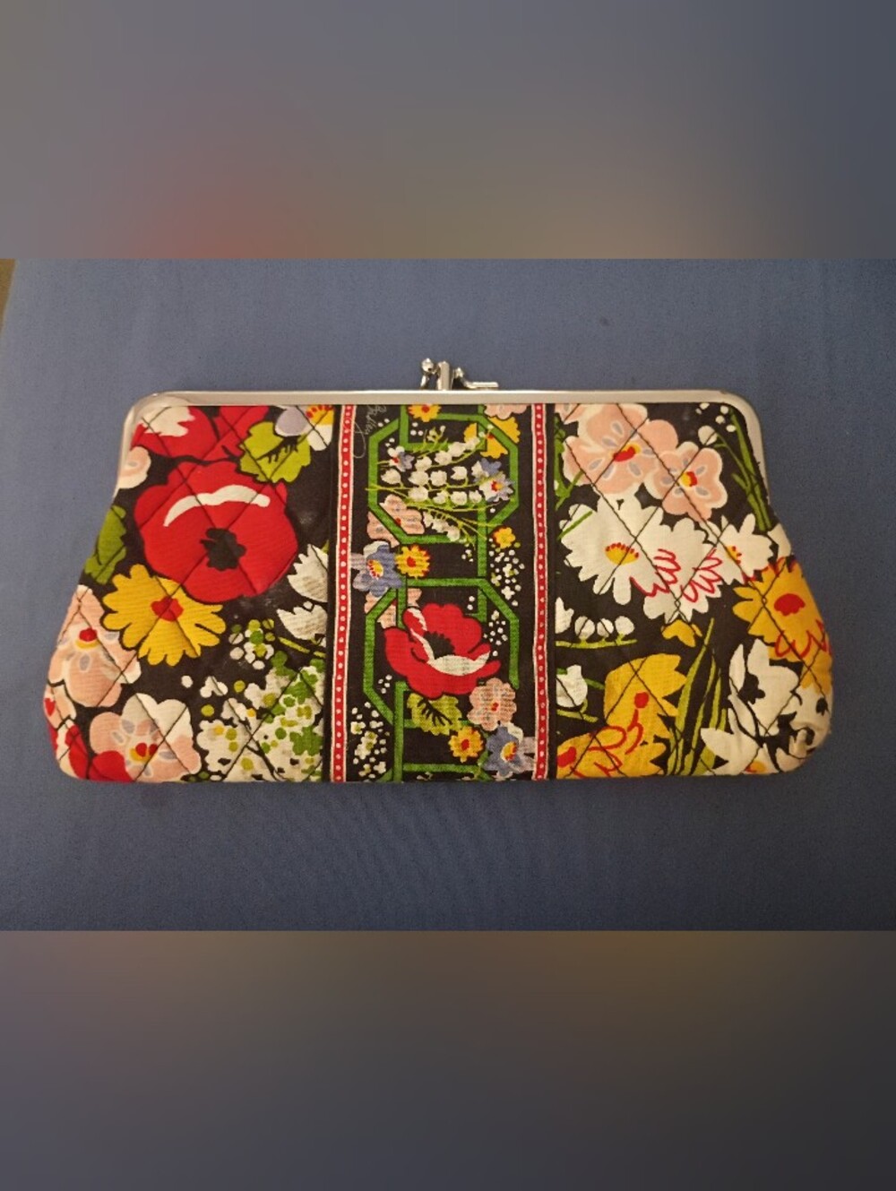 Vera Bradley Kisslock